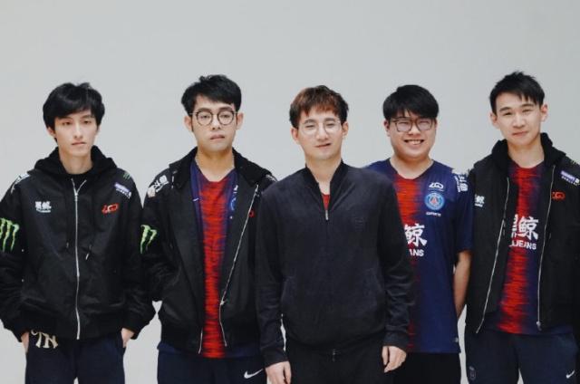 红也获得了 红也获得了