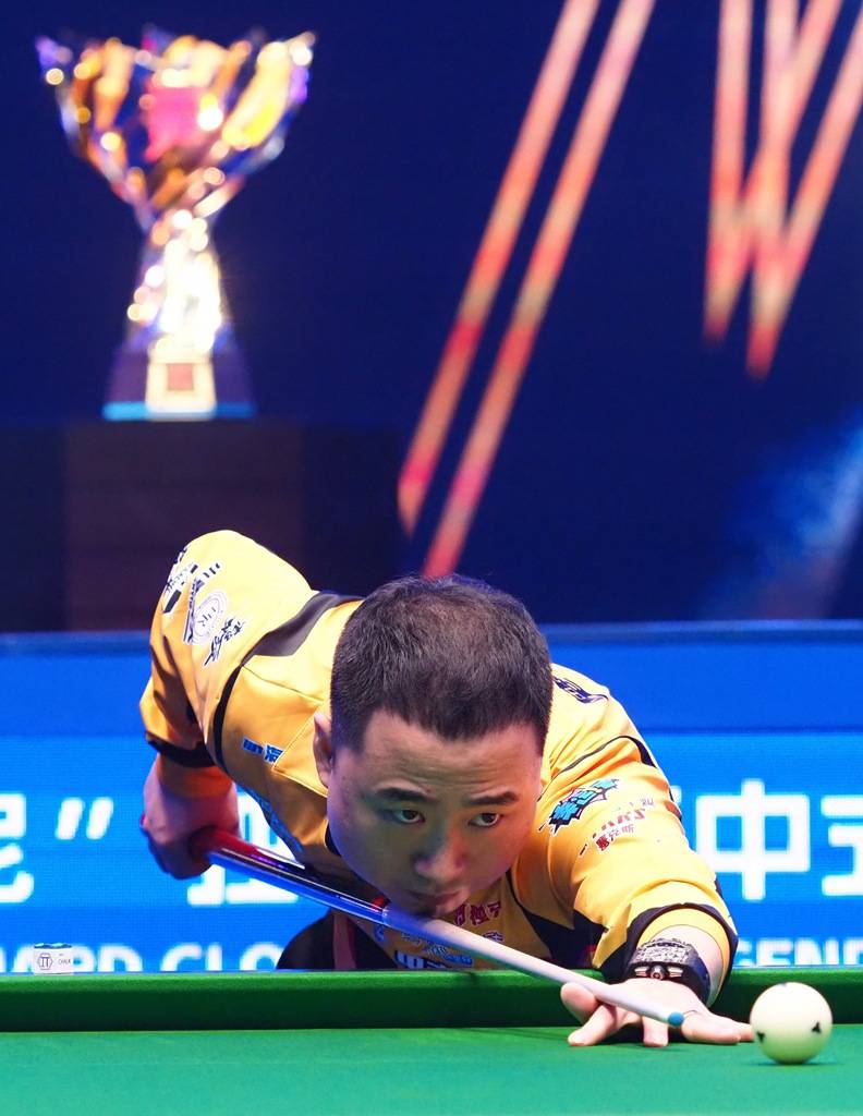 得十分谦逊 得十分谦逊