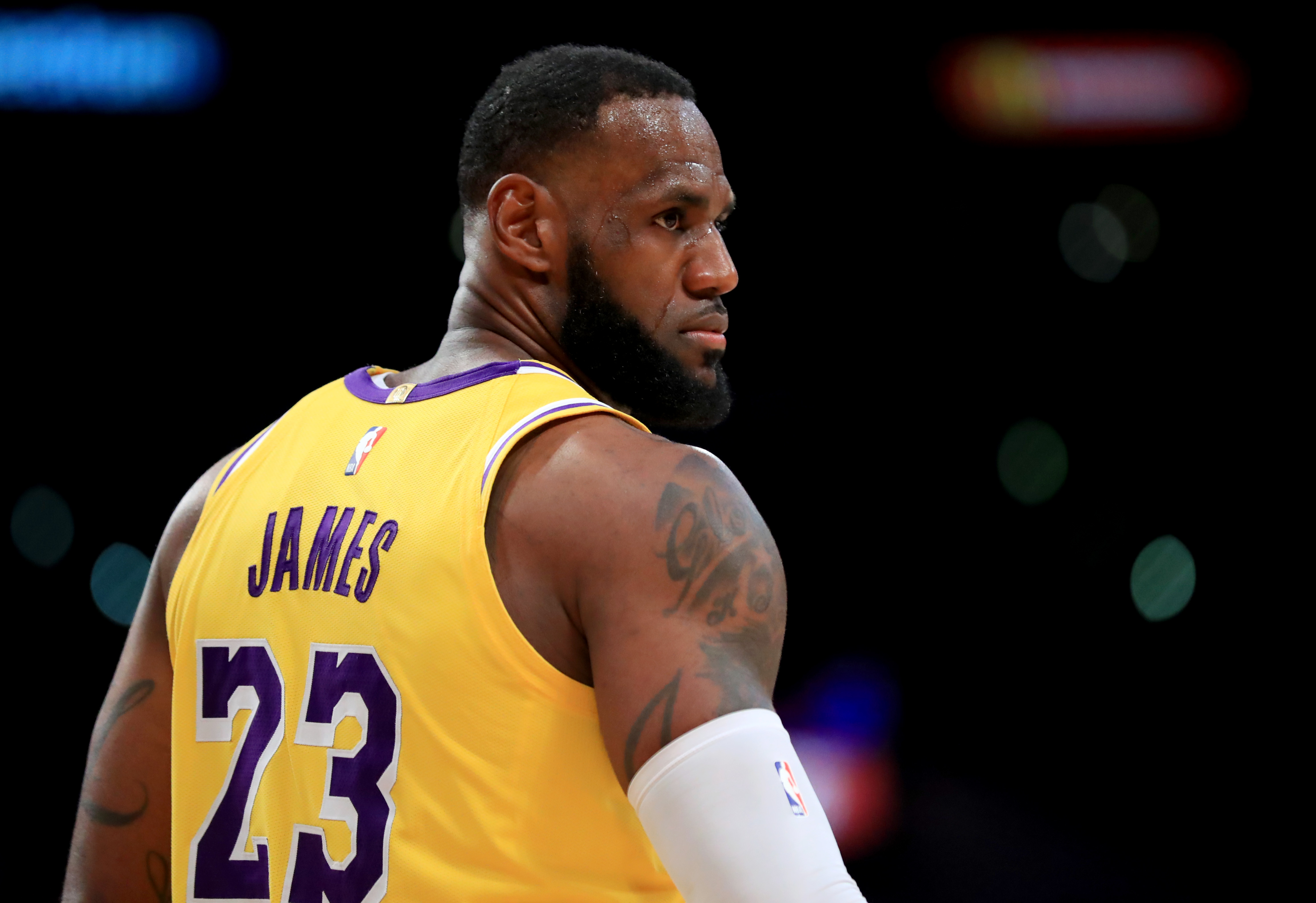 对你过牌加 对你过牌加